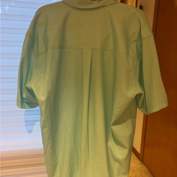 NWT Cinch Arena flex button up - Picture 4 of 7